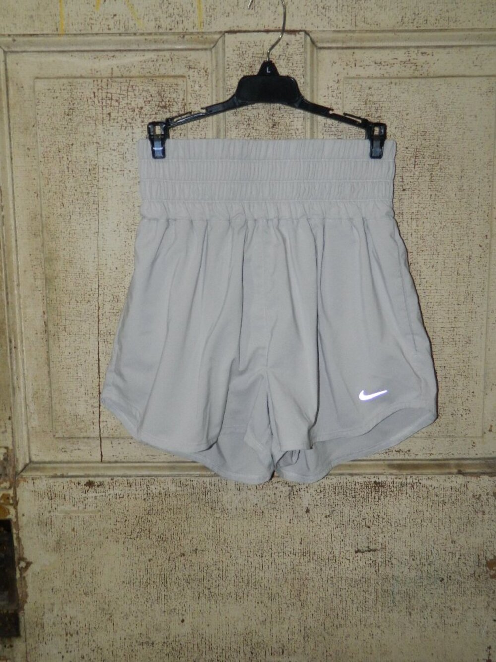 Nike One Women's Dri-FIT Ultra High-Waisted 3" Brief-Lined Shorts Sz M (SS-12)